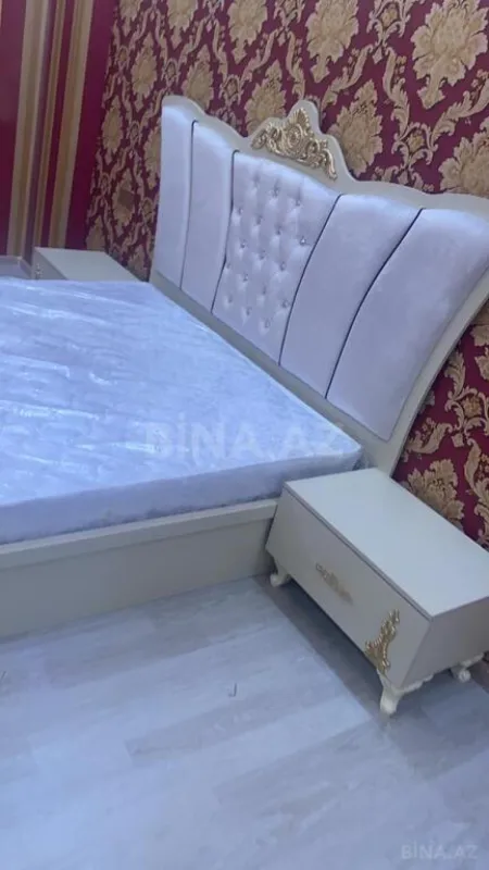 Satılır 3 otaqlı mənzil 141 m²