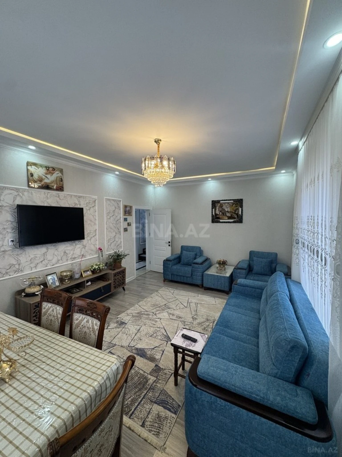 Satılır 6 otaqlı həyət evi 180 m²