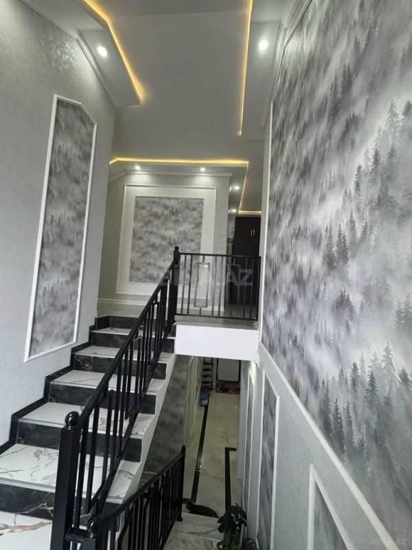 Satılır 6 otaqlı həyət evi 180 m²