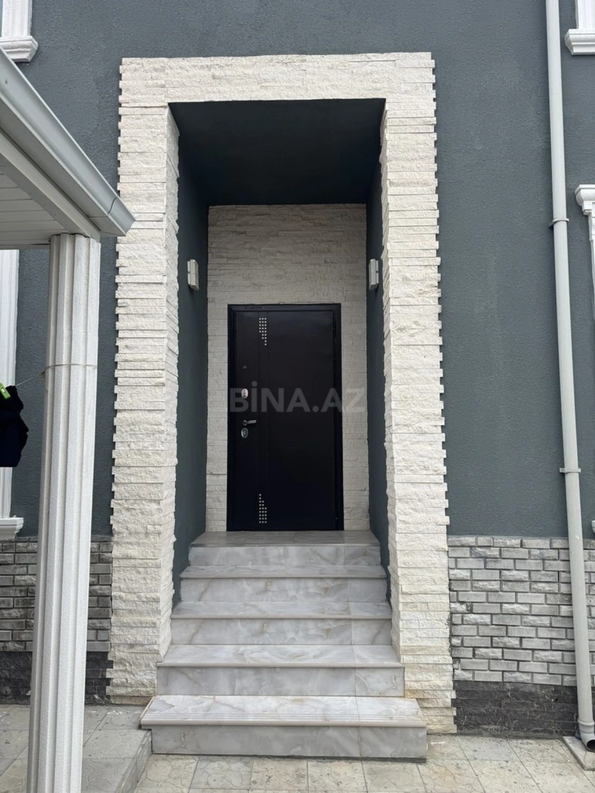 Satılır 6 otaqlı həyət evi 180 m²