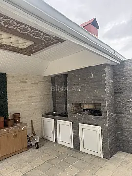 Satılır 6 otaqlı həyət evi 180 m²