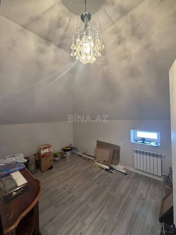 Satılır 6 otaqlı həyət evi 180 m²