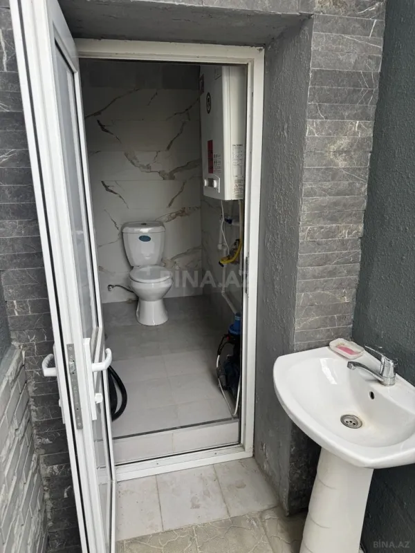 Satılır 6 otaqlı həyət evi 180 m²