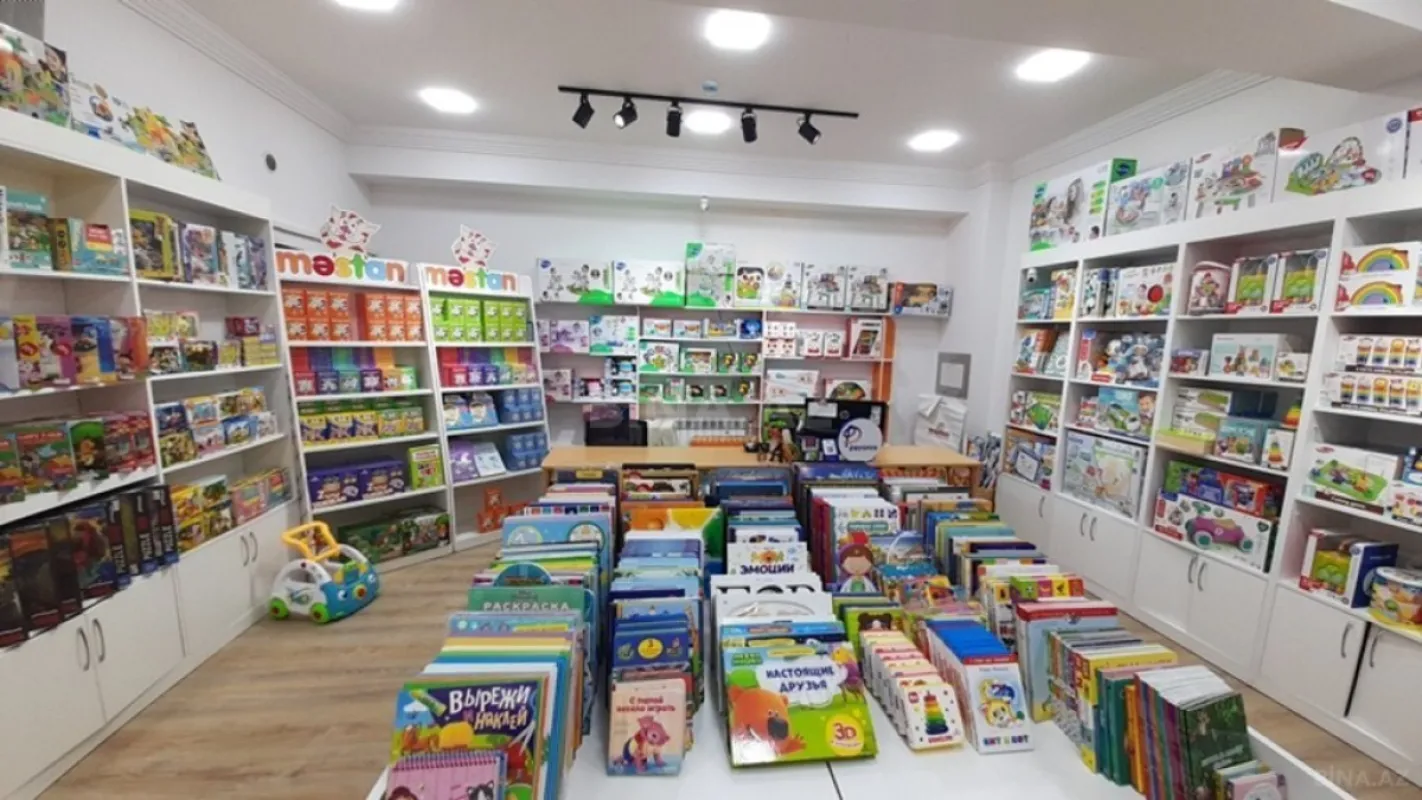 Satılır obyekt 165 m²