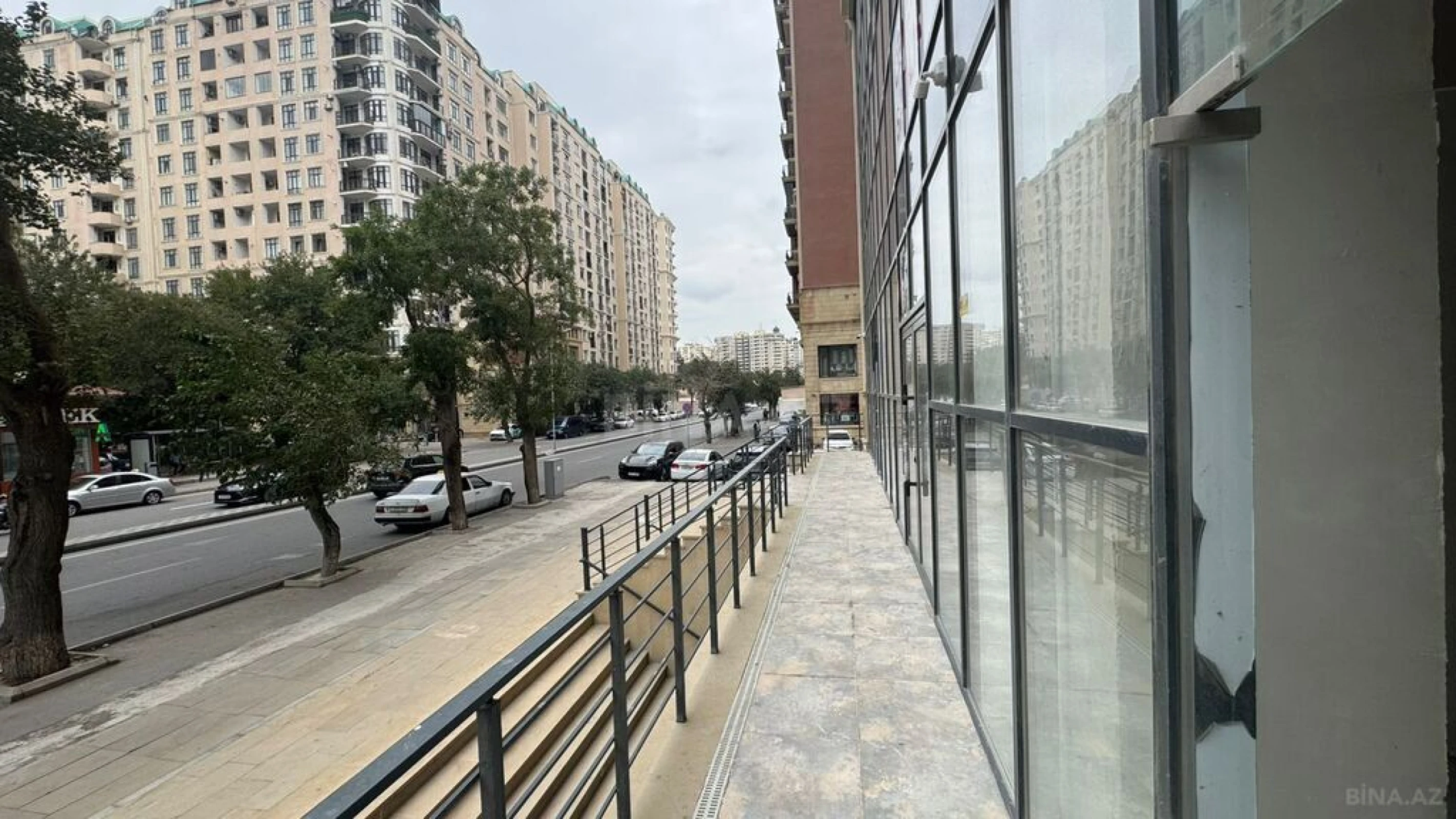 Satılır obyekt 60 m²