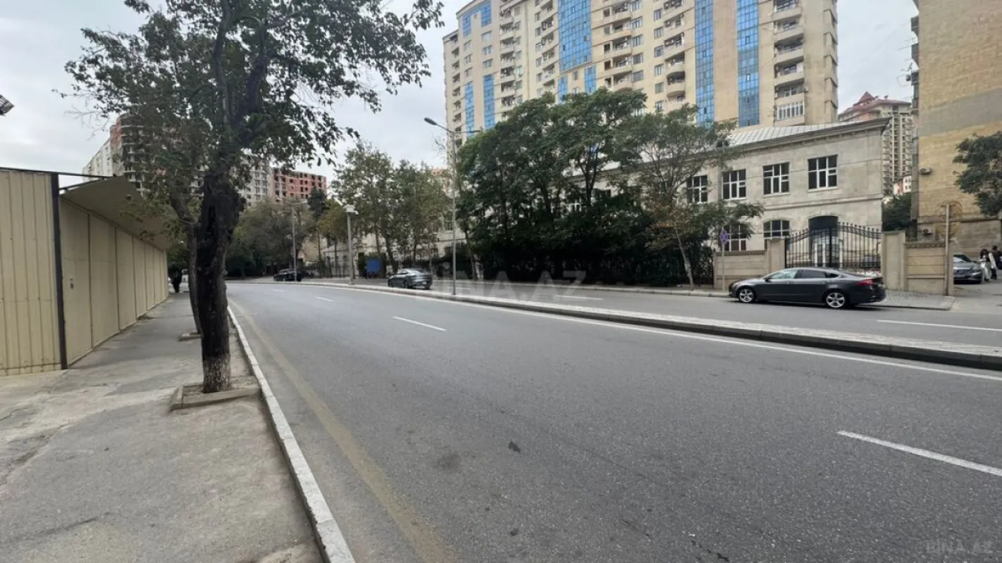 Satılır obyekt 60 m²