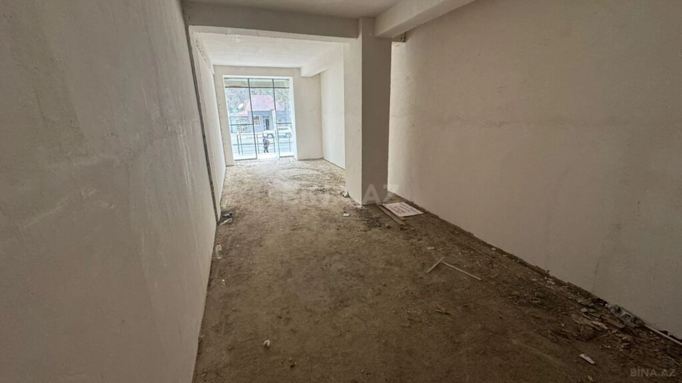 Satılır obyekt 60 m²
