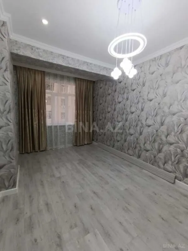 Satılır 2 otaqlı mənzil 61 m²