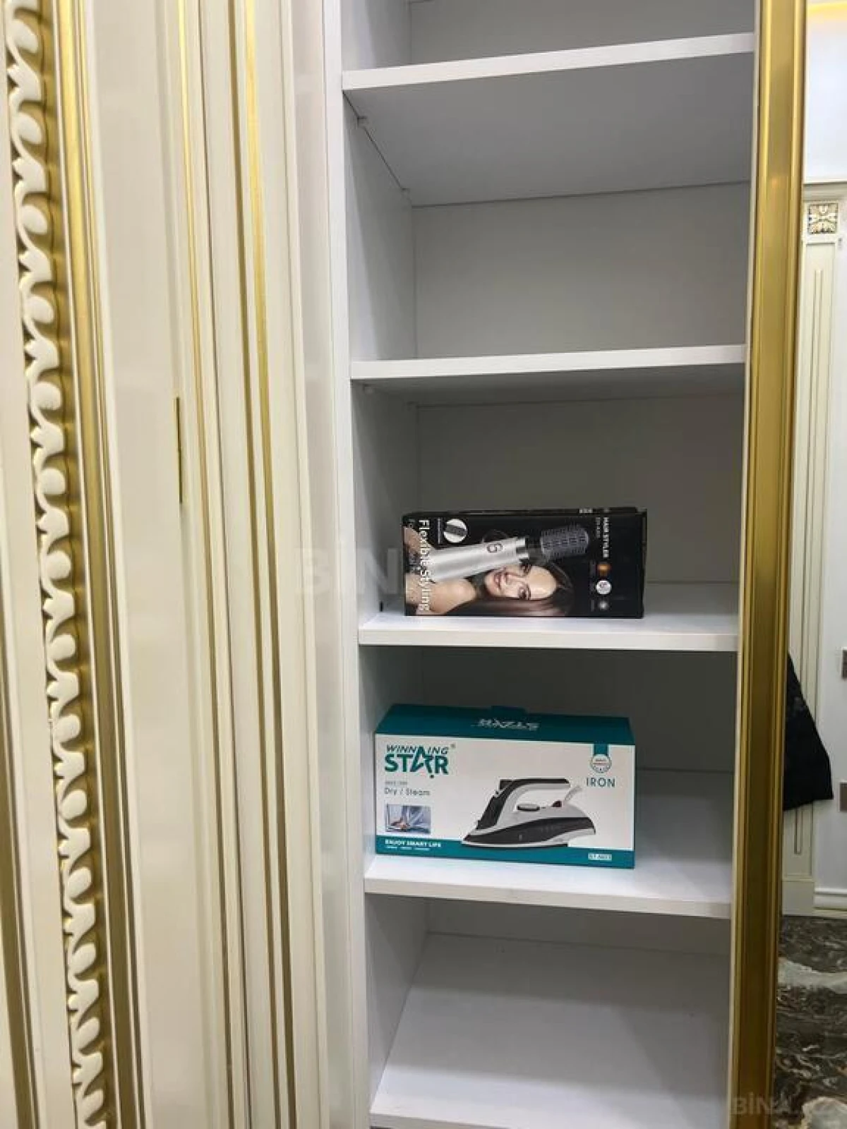 Kirayə verilir 4 otaqlı mənzil 180 m²