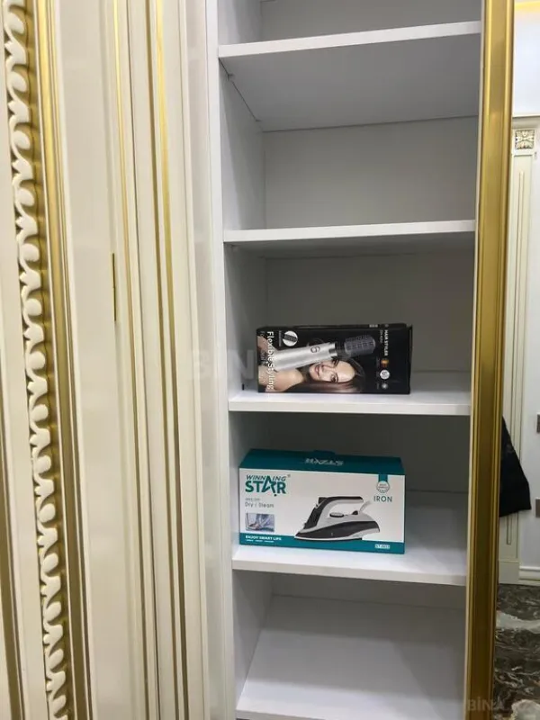 Kirayə verilir 4 otaqlı mənzil 180 m²