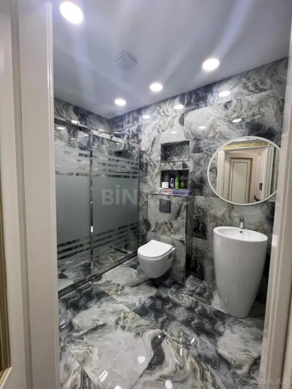 Kirayə verilir 4 otaqlı mənzil 180 m²