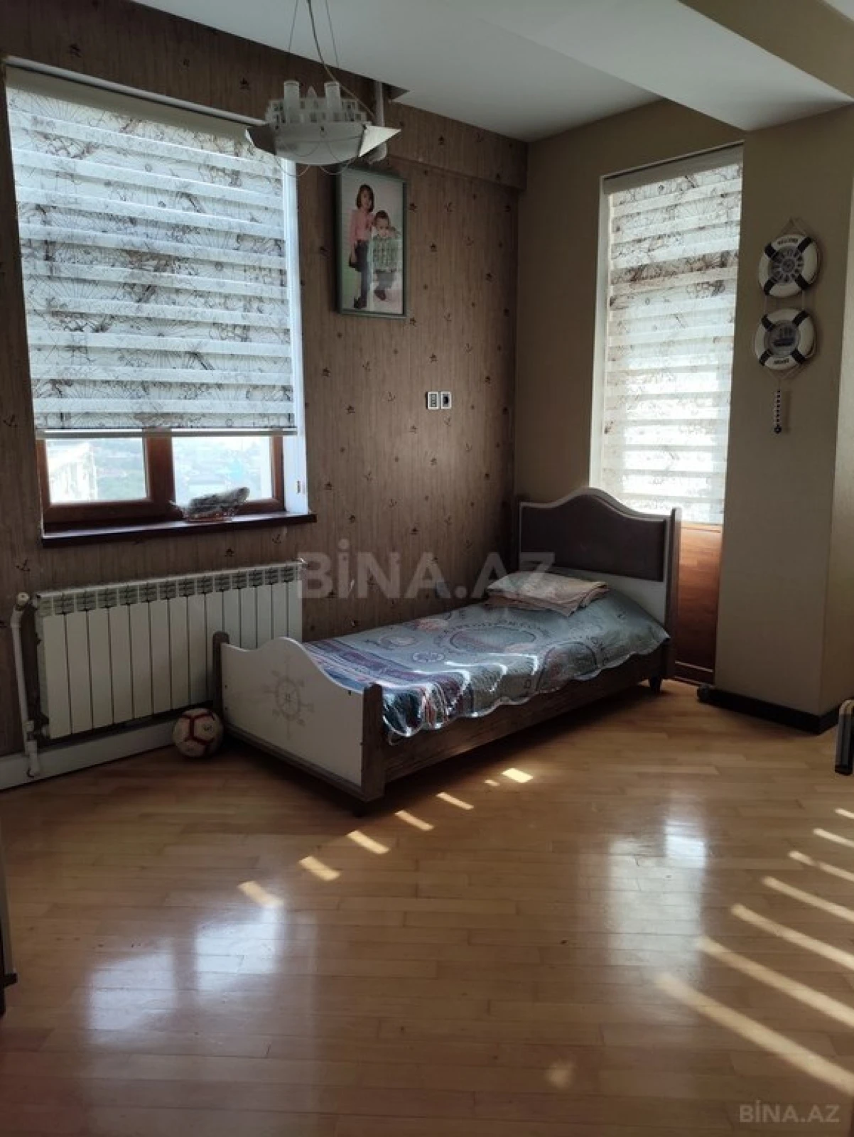 Satılır 5 otaqlı mənzil 200 m²