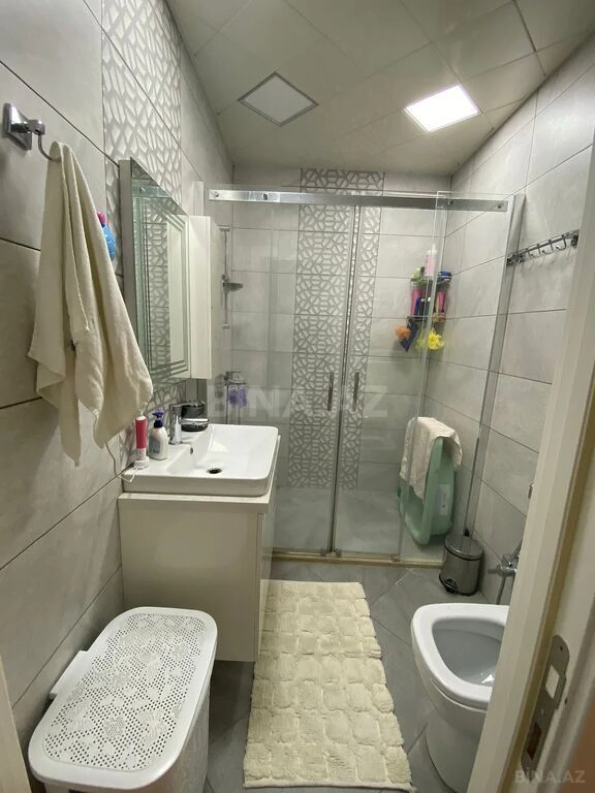 Satılır 3 otaqlı mənzil 105 m²