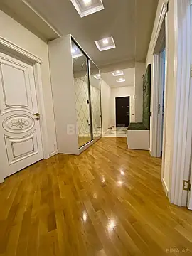 Satılır 3 otaqlı mənzil 105 m²