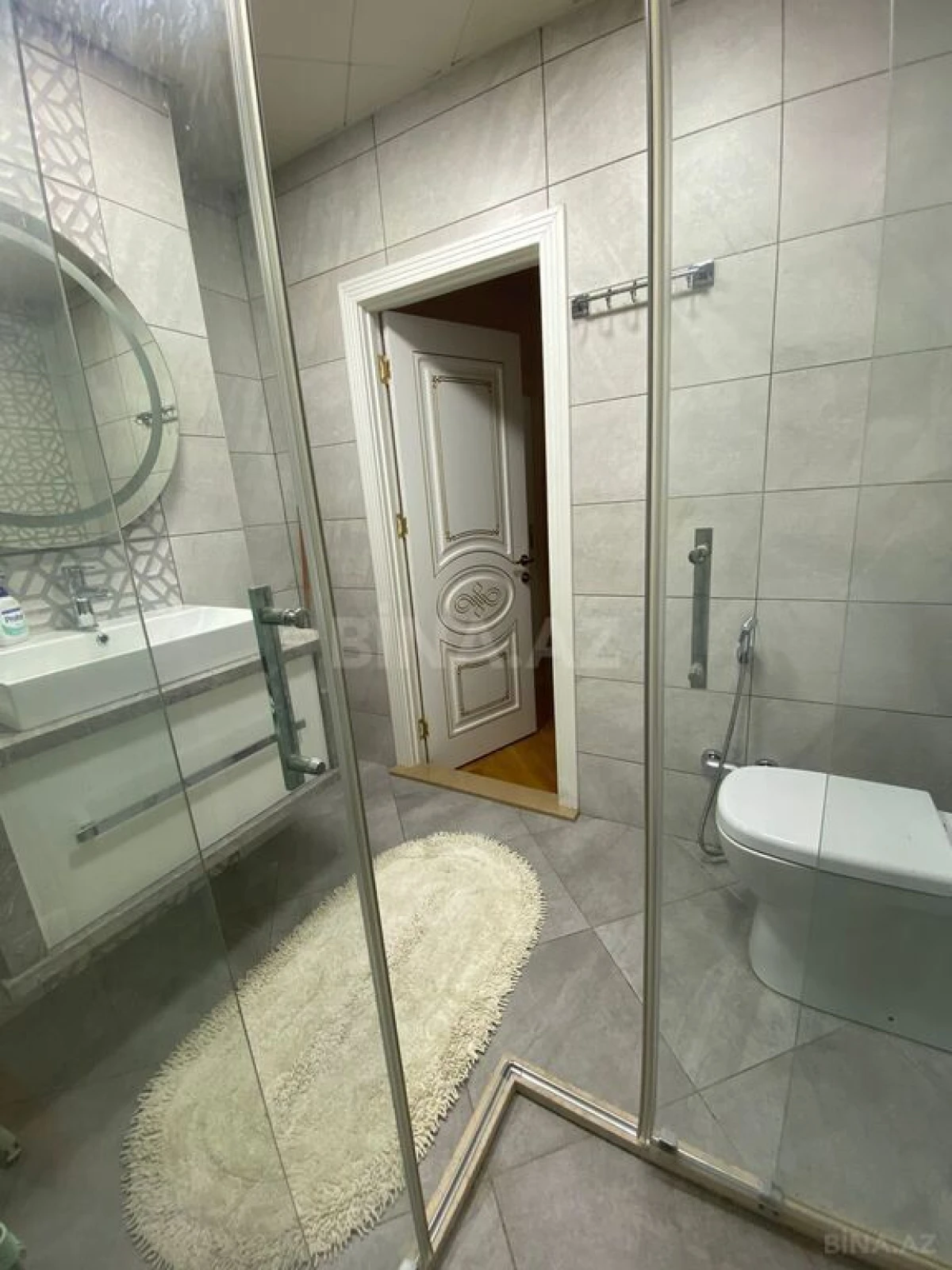 Satılır 3 otaqlı mənzil 105 m²