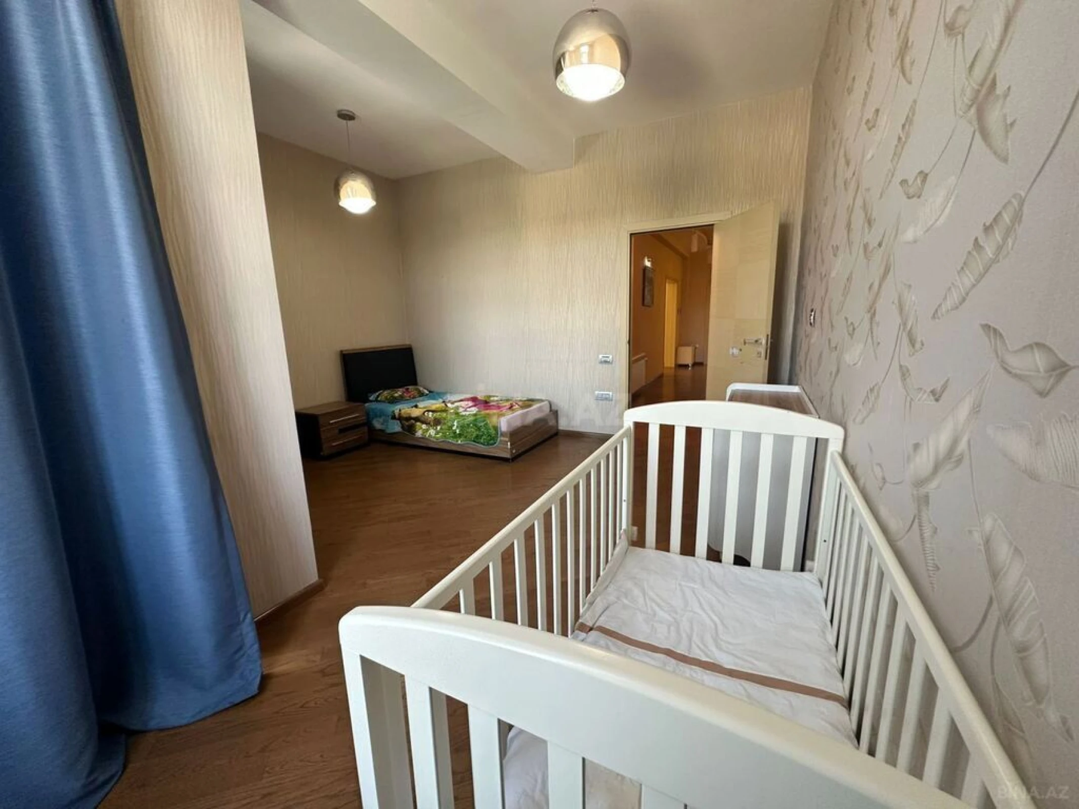 Kirayə verilir 4 otaqlı mənzil 220 m²