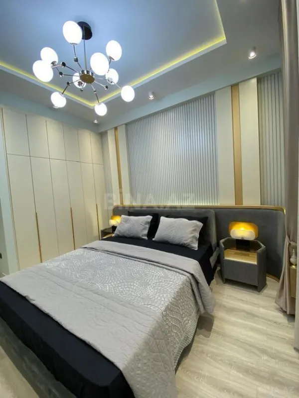 Satılır 2 otaqlı mənzil 65 m²