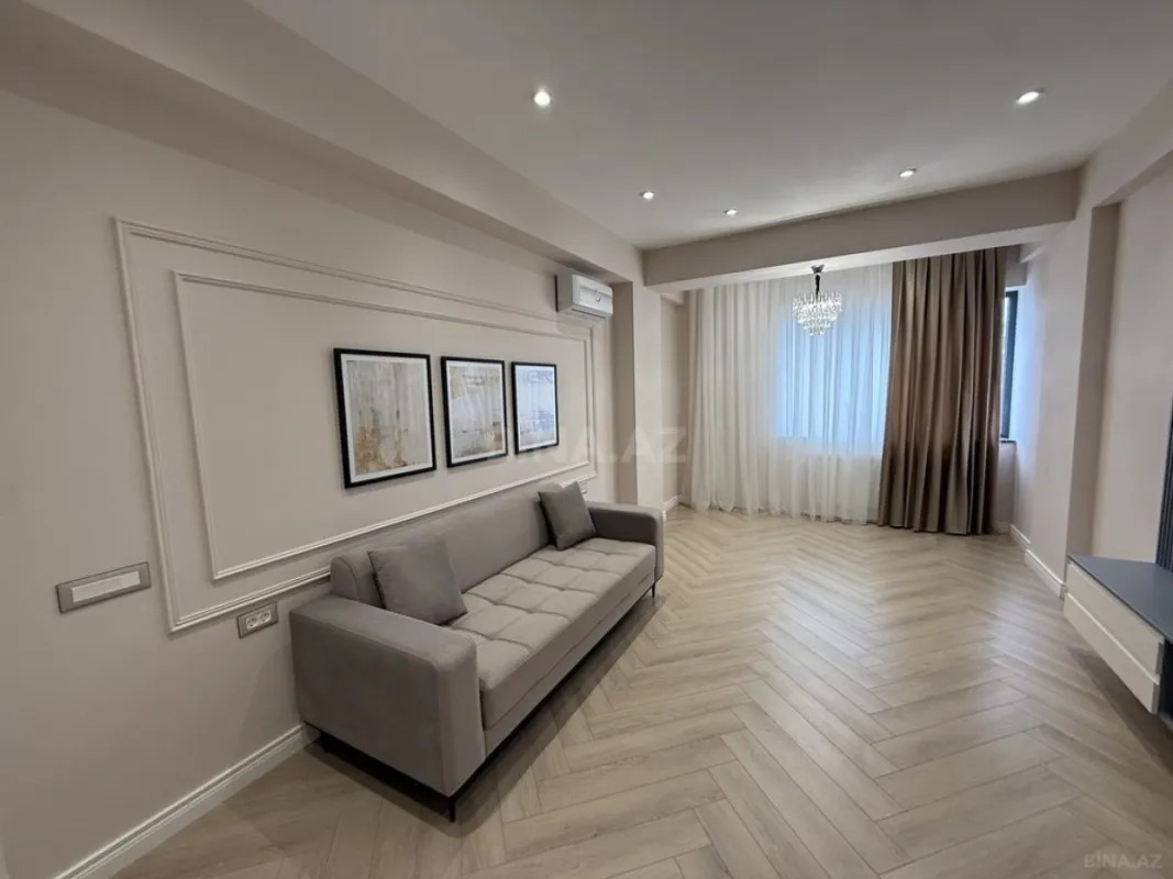 Satılır 2 otaqlı mənzil 67 m²