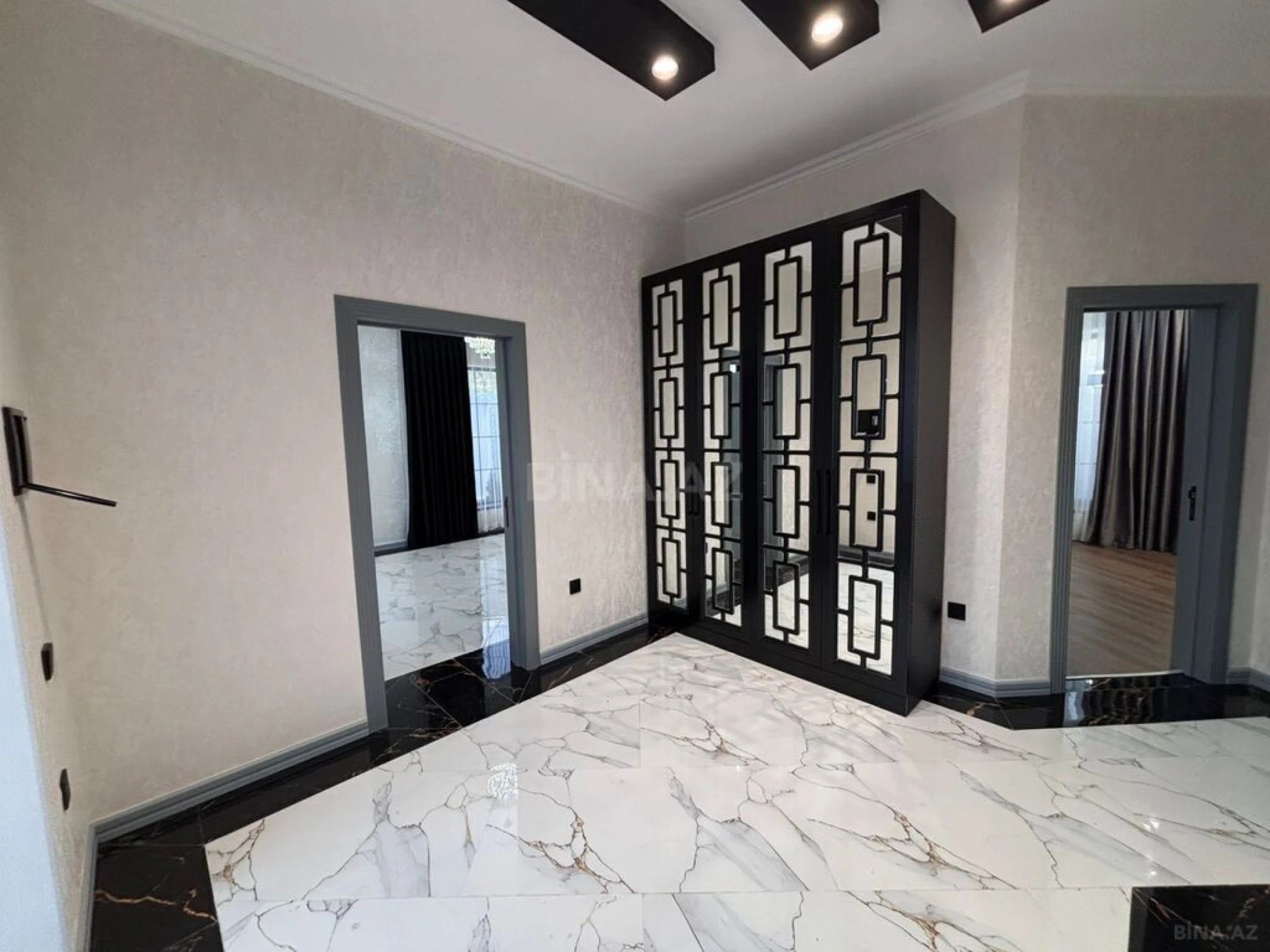 Satılır 4 otaqlı həyət evi 170 m²