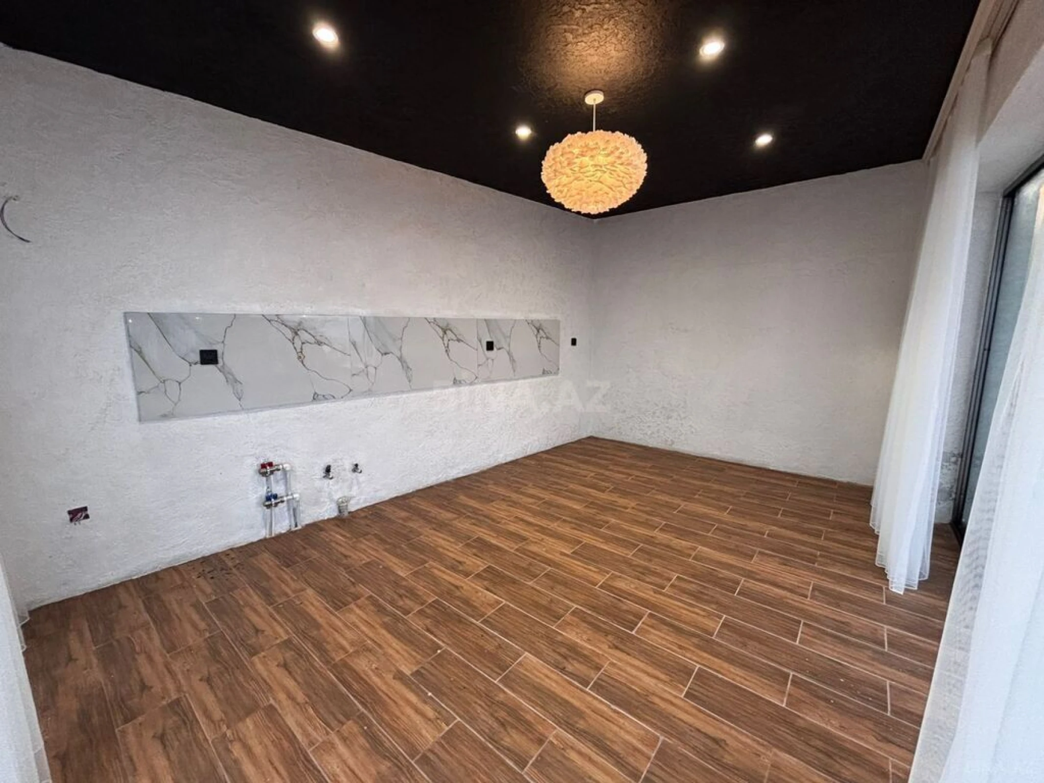 Satılır 4 otaqlı həyət evi 170 m²