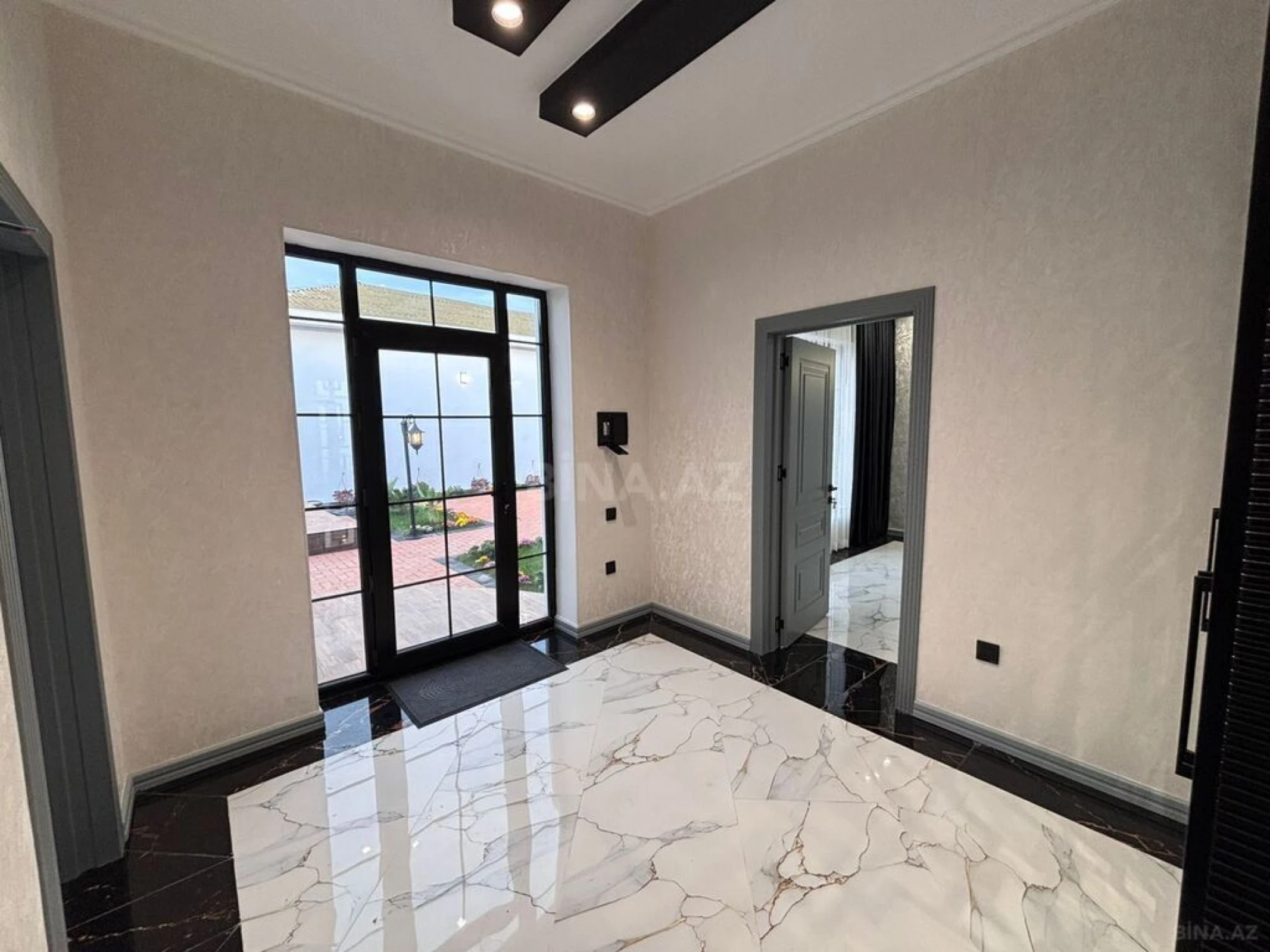Satılır 4 otaqlı həyət evi 170 m²