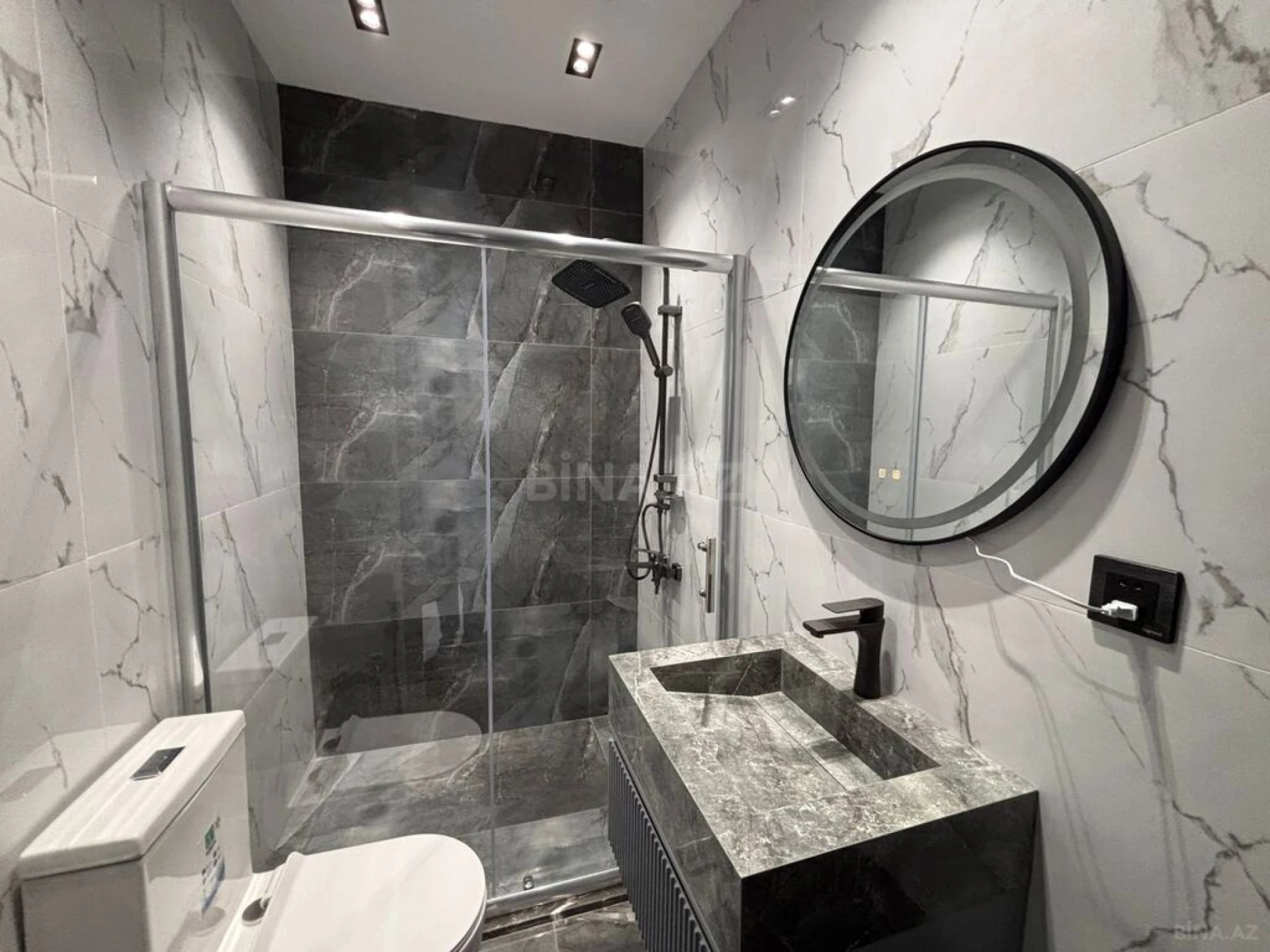 Satılır 4 otaqlı həyət evi 170 m²