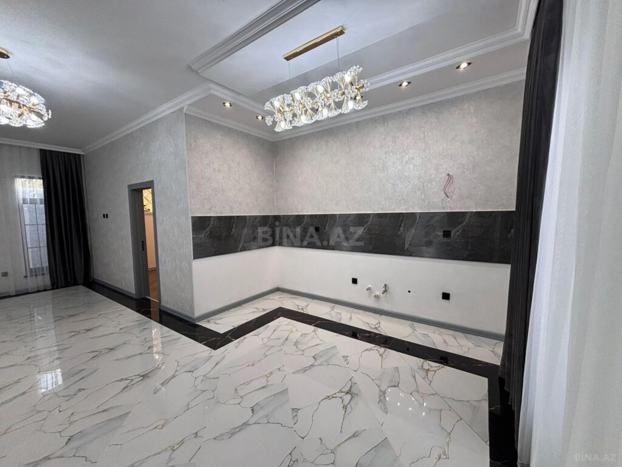 Satılır 4 otaqlı həyət evi 170 m²