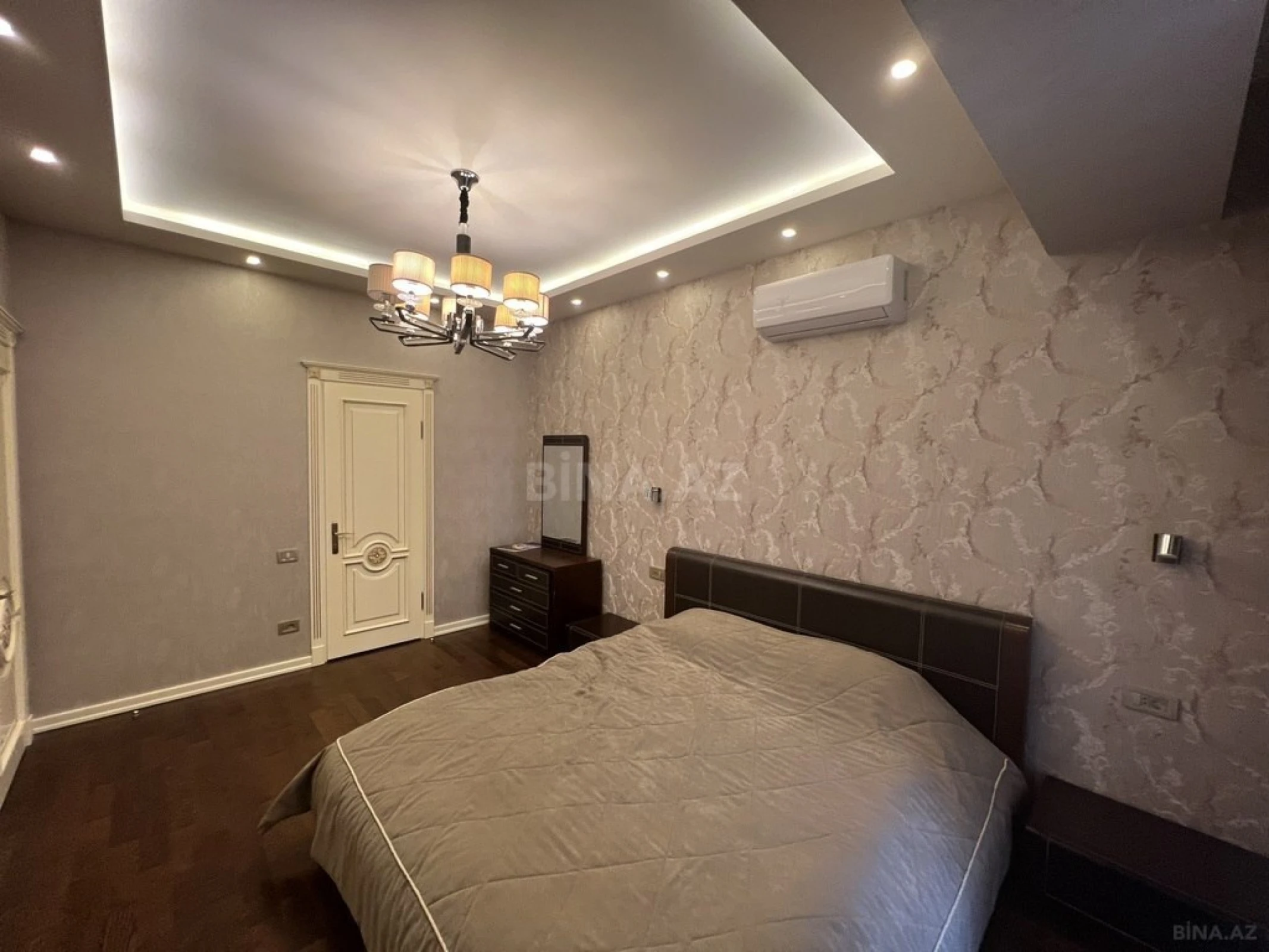 Kirayə verilir 3 otaqlı mənzil 96 m²