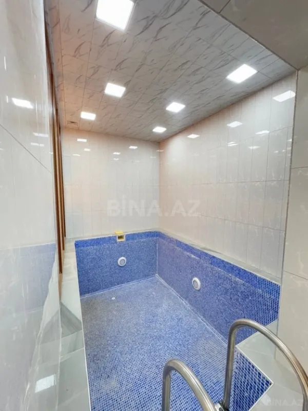 Satılır 6 otaqlı həyət evi 350 m²
