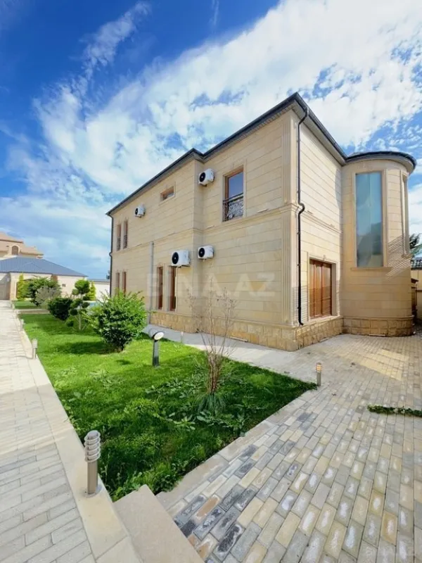 Satılır 6 otaqlı həyət evi 350 m²