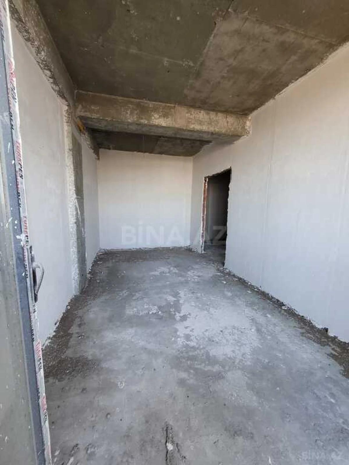 Satılır 2 otaqlı mənzil 100 m²