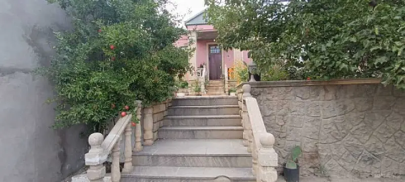 Satılır 3 otaqlı həyət evi 125 m²
