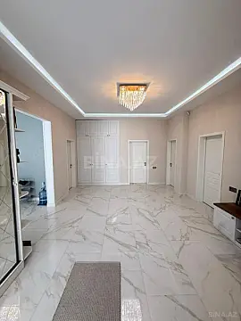Satılır 4 otaqlı həyət evi 160 m²