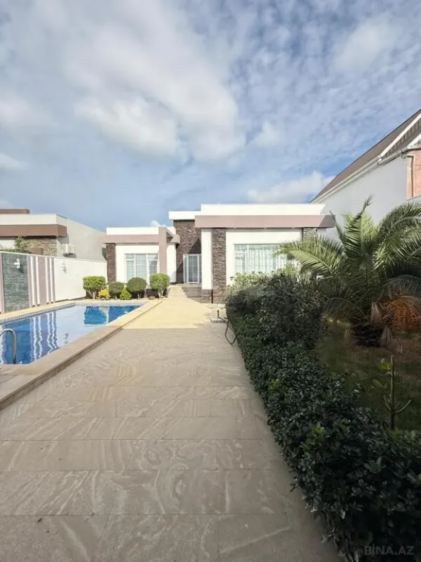 Satılır 4 otaqlı həyət evi 160 m²