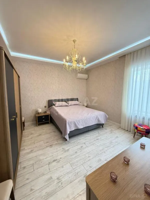 Satılır 4 otaqlı həyət evi 160 m²