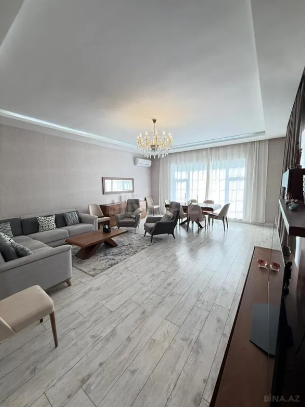 Satılır 4 otaqlı həyət evi 160 m²