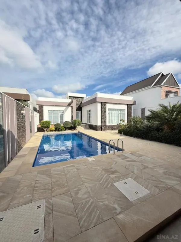 Satılır 4 otaqlı həyət evi 160 m²