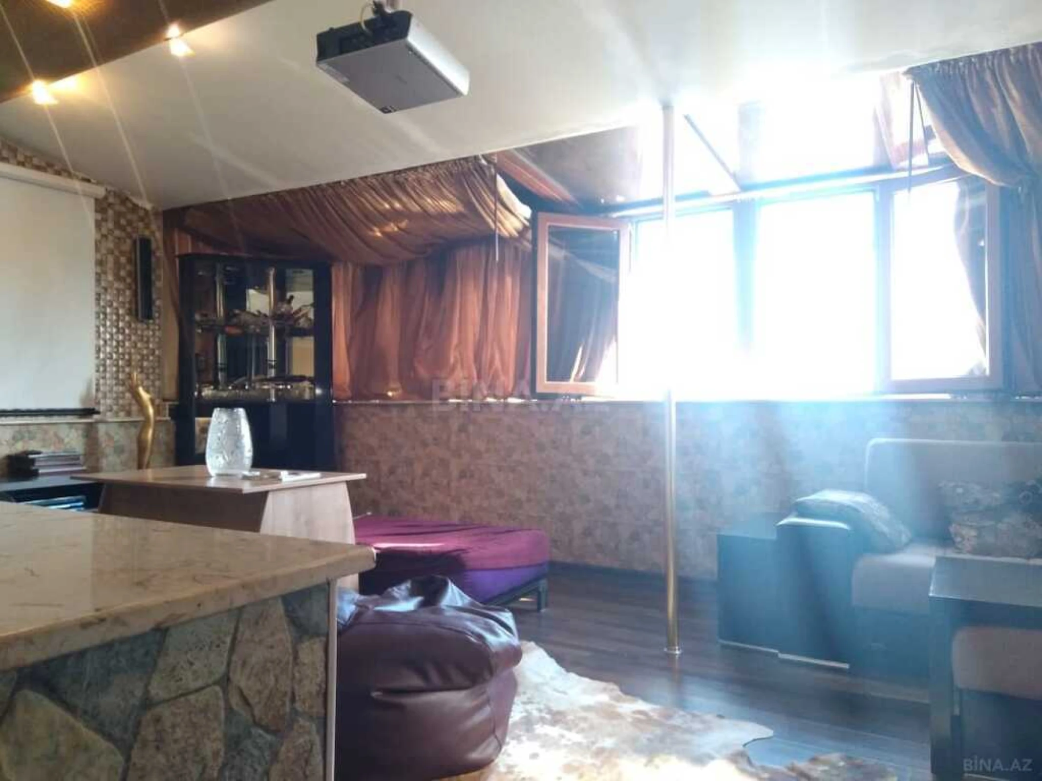 Satılır 6 otaqlı mənzil 176 m²