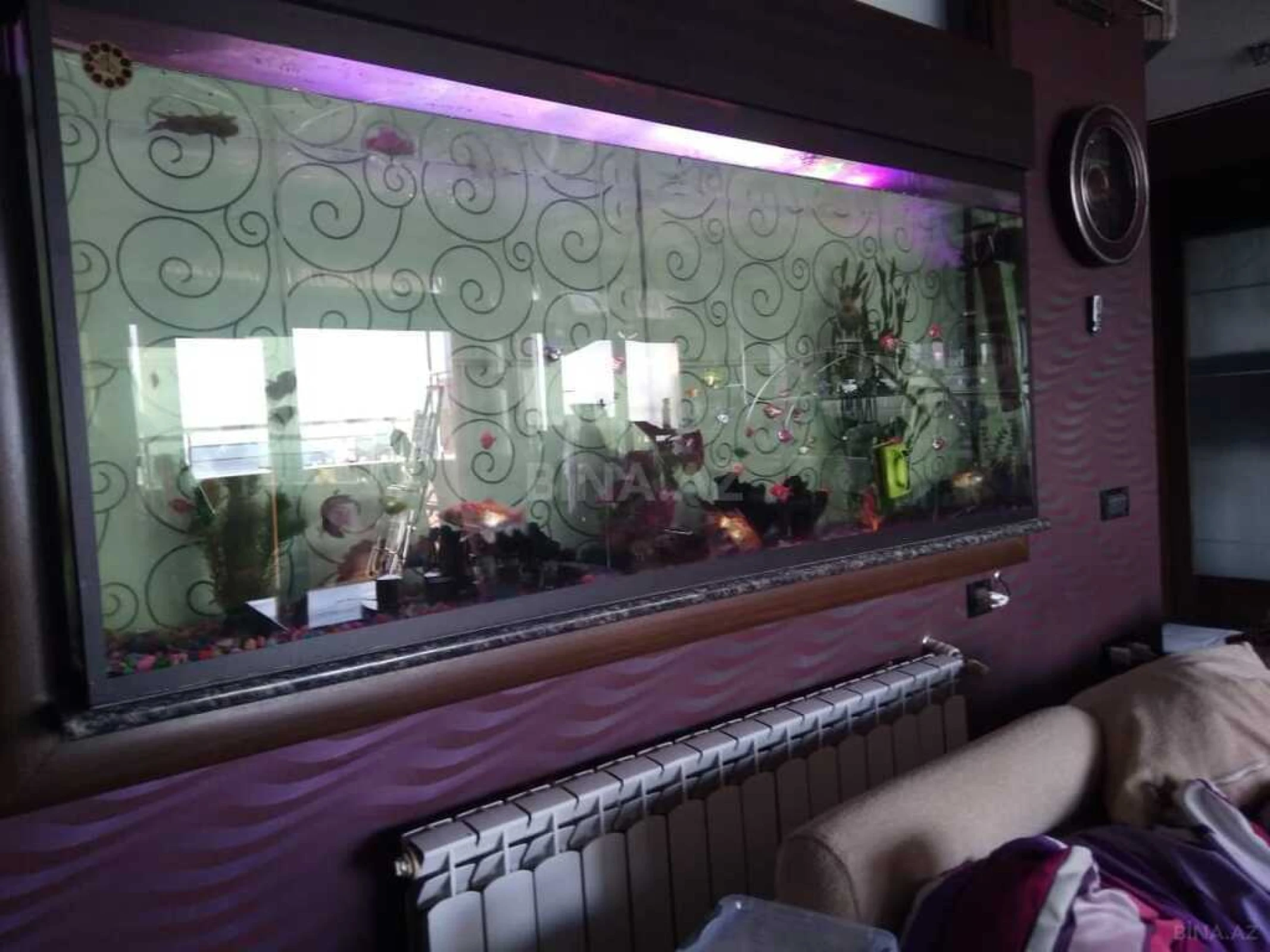 Satılır 6 otaqlı mənzil 176 m²