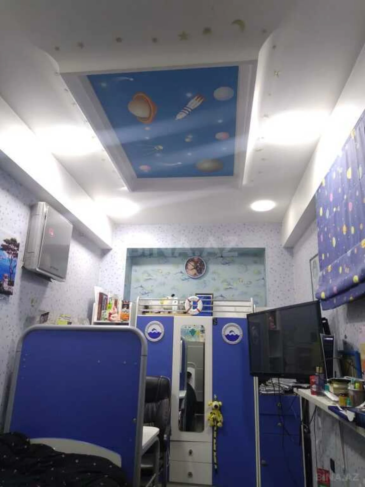 Satılır 6 otaqlı mənzil 176 m²