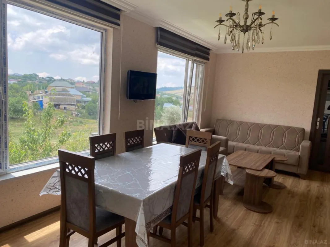 Satılır 4 otaqlı həyət evi 140 m²