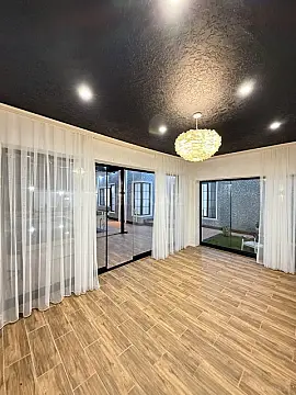 Satılır 5 otaqlı həyət evi 200 m²