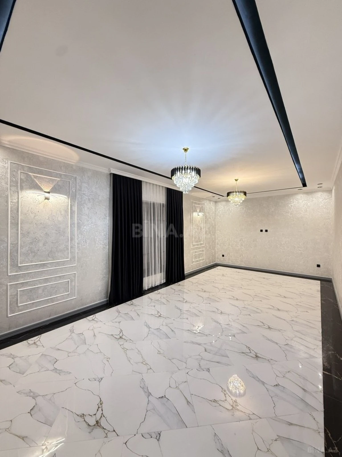 Satılır 5 otaqlı həyət evi 200 m²