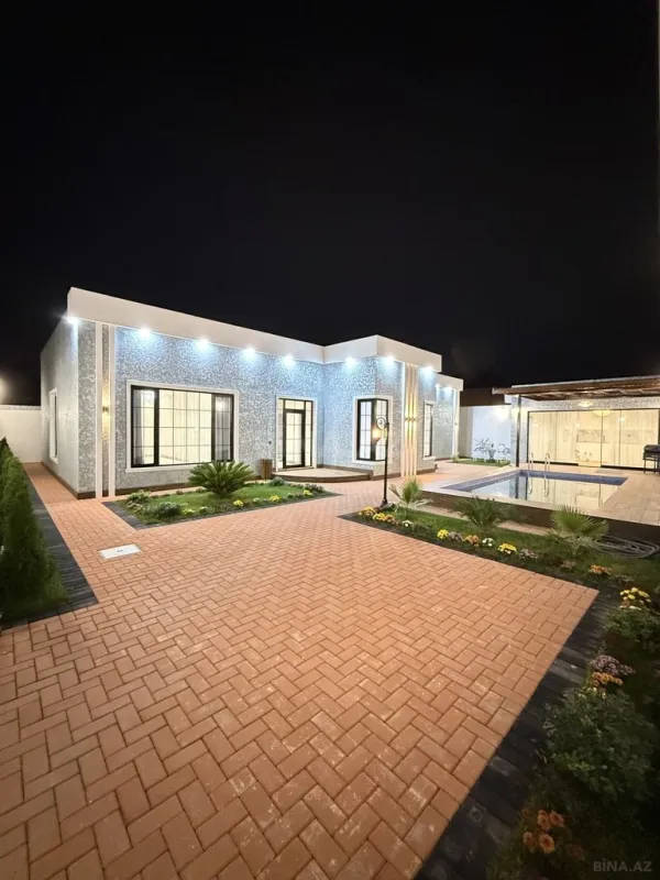 Satılır 5 otaqlı həyət evi 200 m²