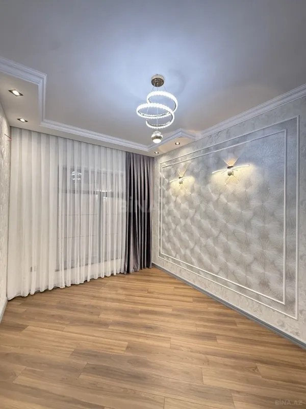 Satılır 5 otaqlı həyət evi 200 m²