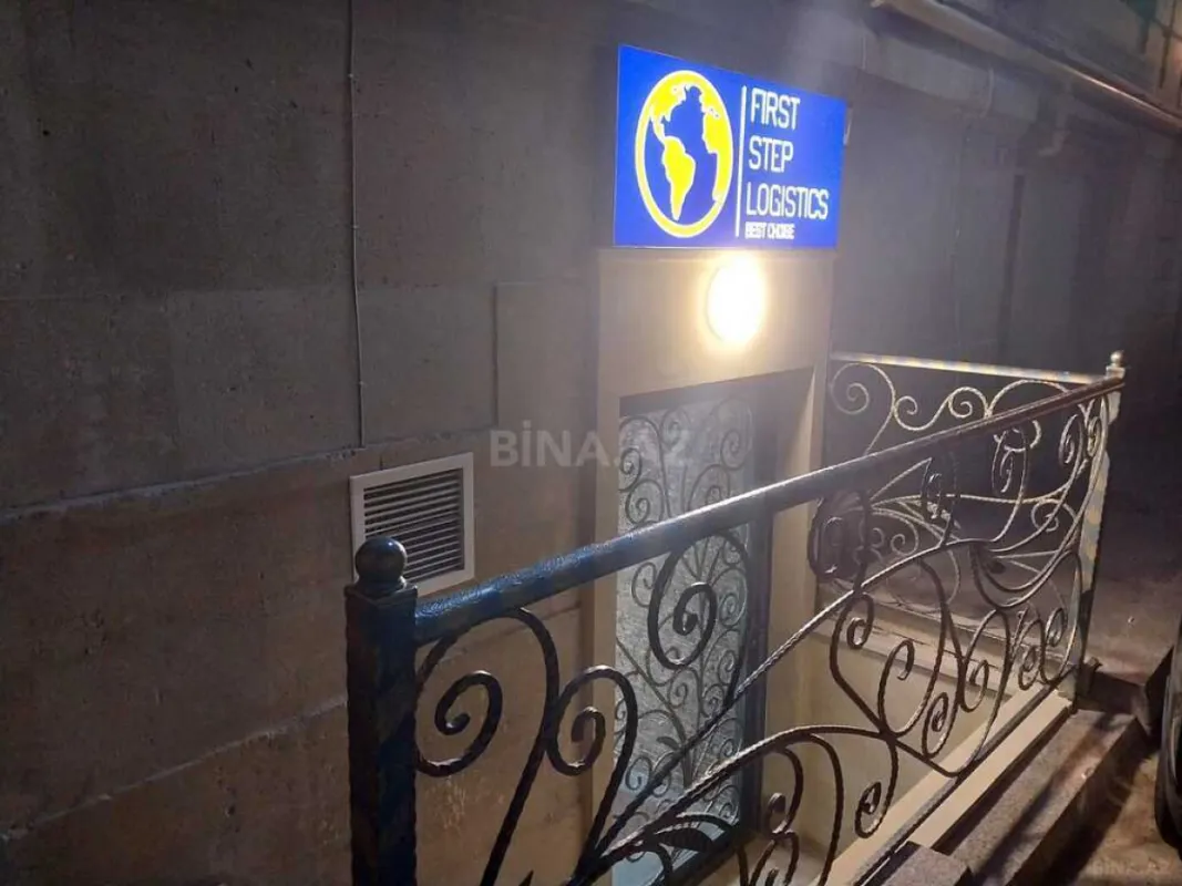 Satılır obyekt 200 m²