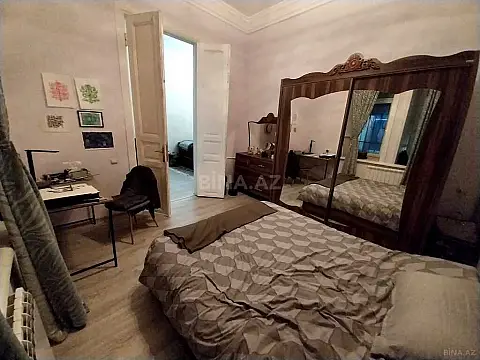 Satılır 3 otaqlı mənzil 90 m²