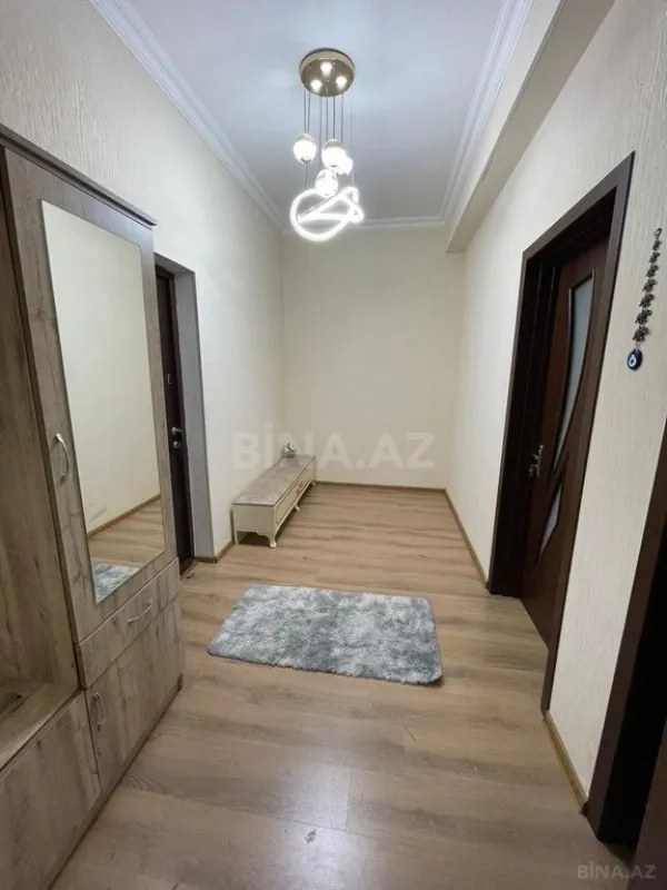 Satılır 2 otaqlı mənzil 60 m²
