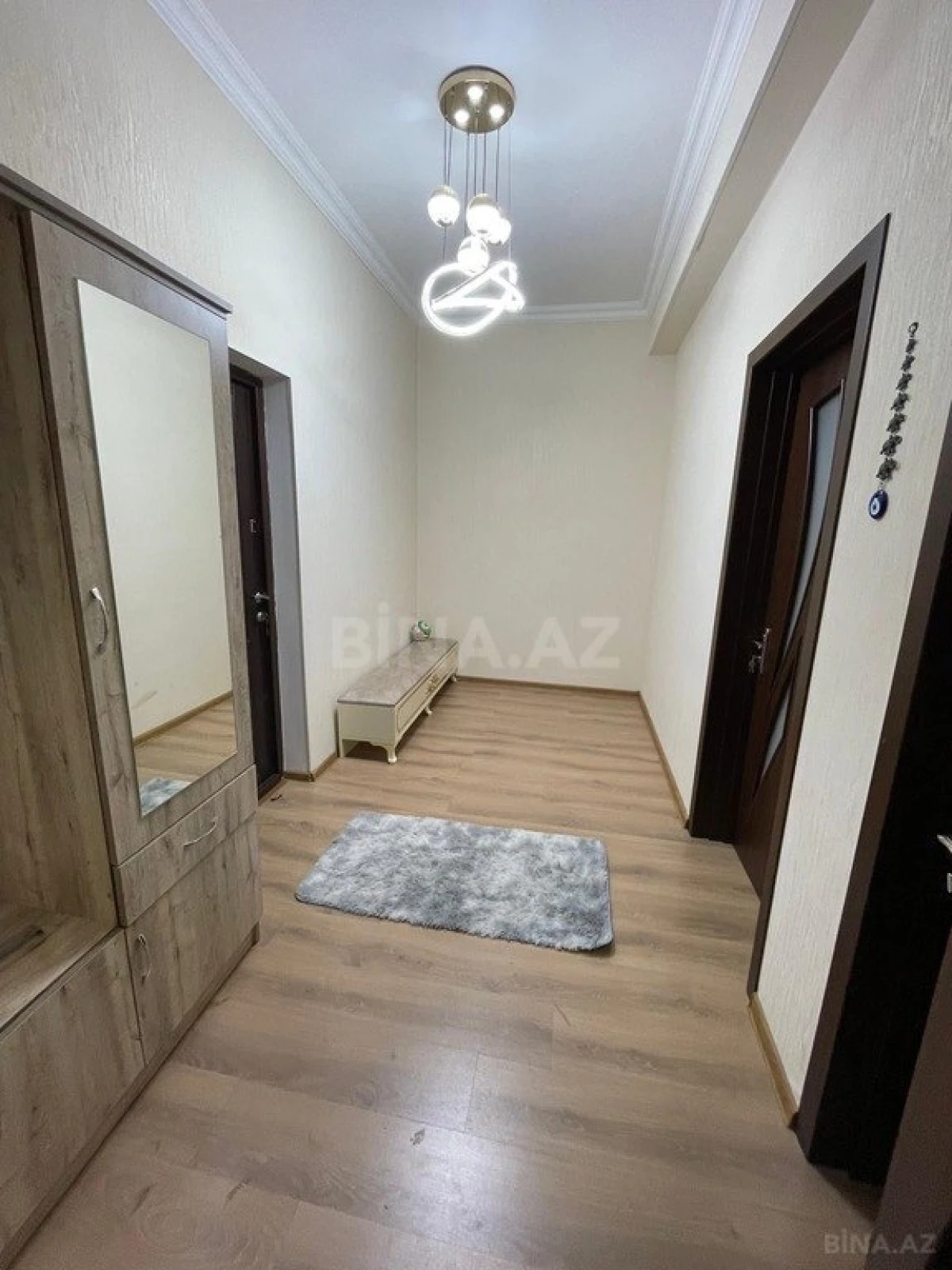 Satılır 2 otaqlı mənzil 60 m²