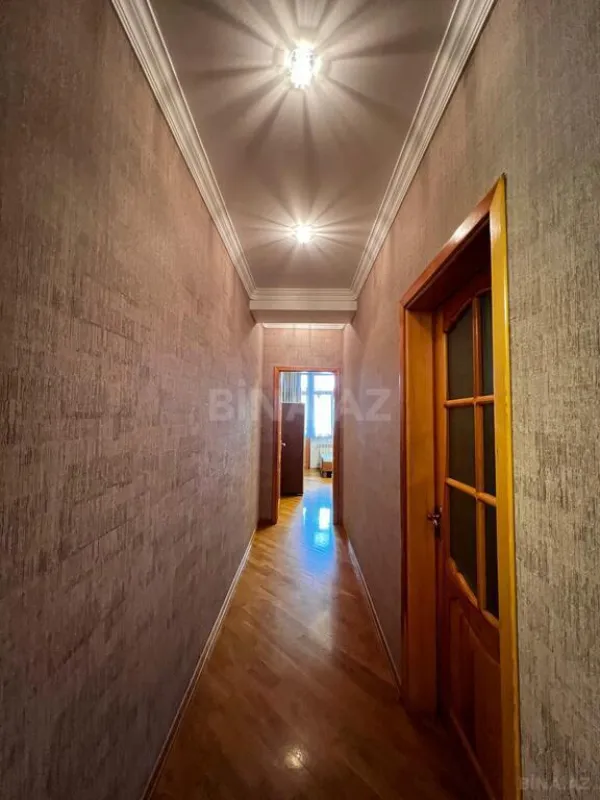 Kirayə verilir 3 otaqlı mənzil 136 m²